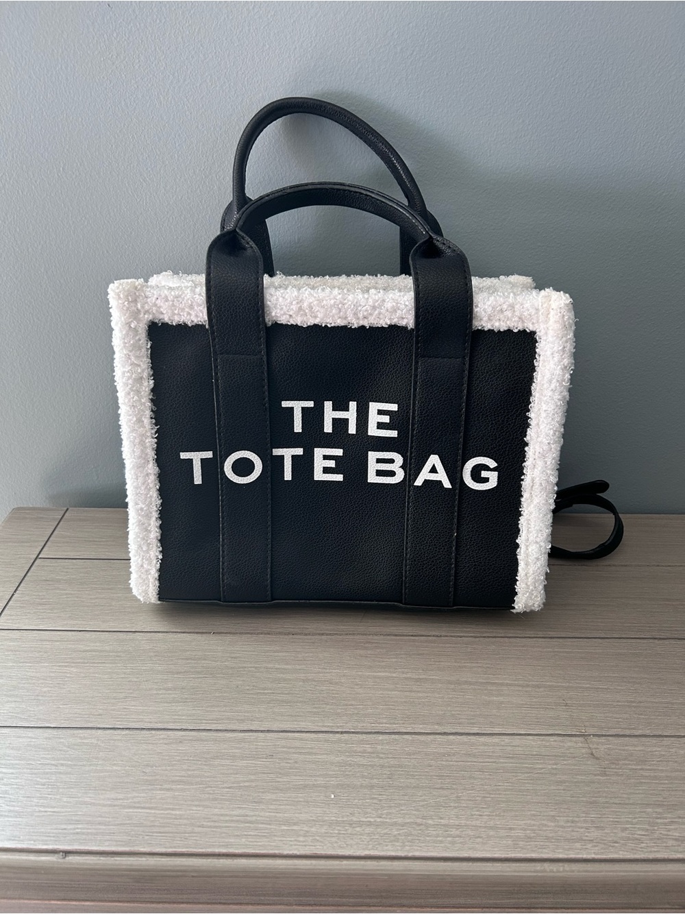 THE TOTE BAG Black and White Sherpa Trim Tote